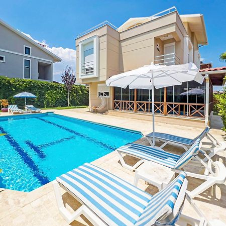 Paradise Town Villa Despina 베렉 외부 사진