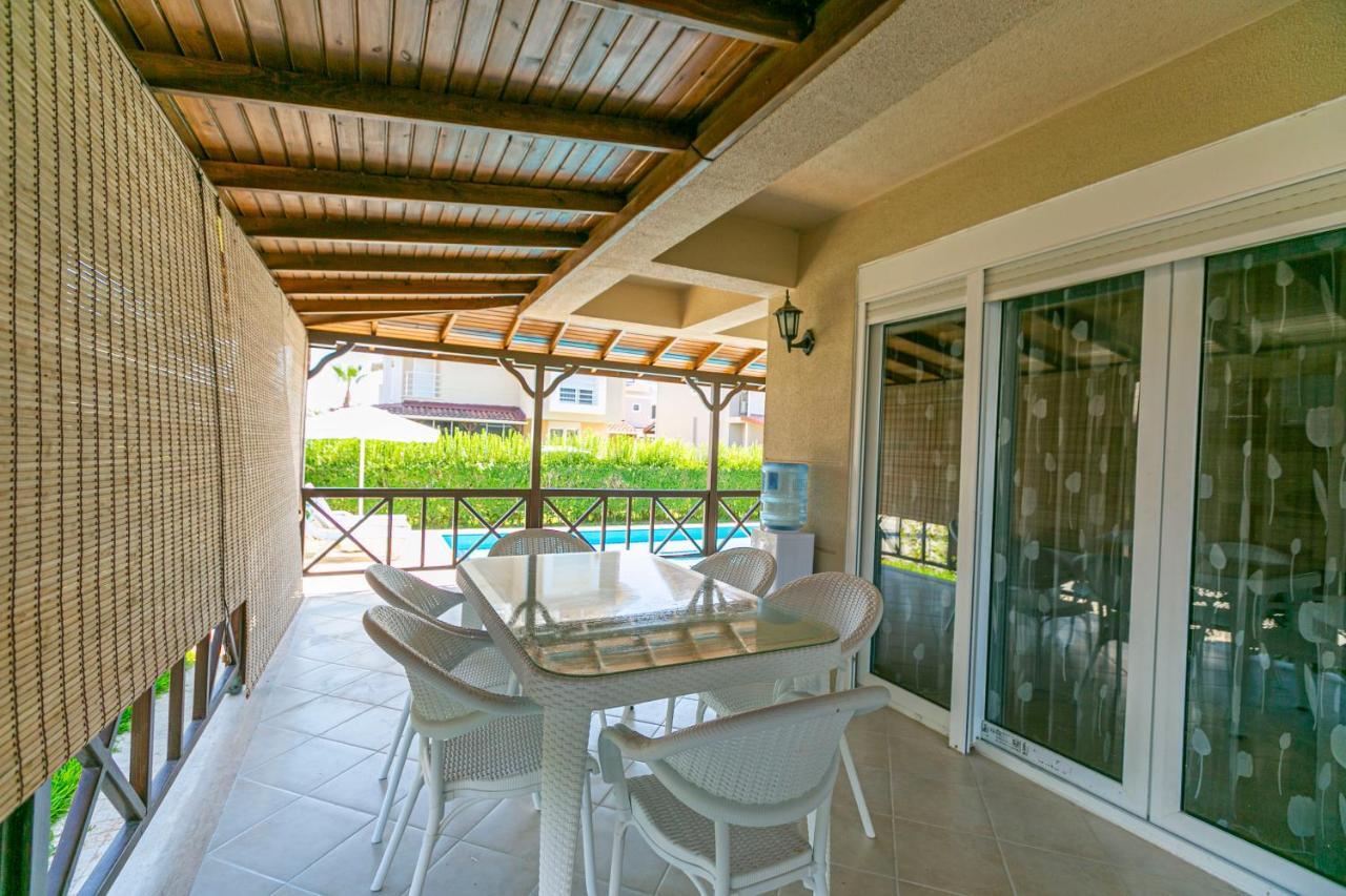 Paradise Town Villa Despina 베렉 외부 사진