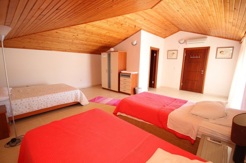 Paradise Town Villa Despina 베렉 외부 사진