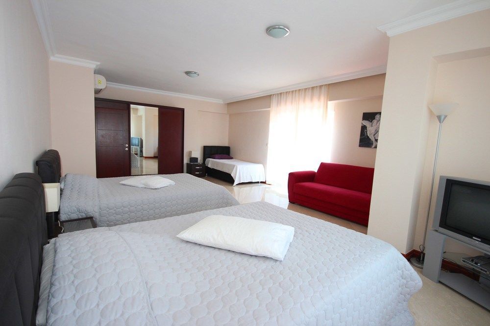Paradise Town Villa Despina 베렉 외부 사진